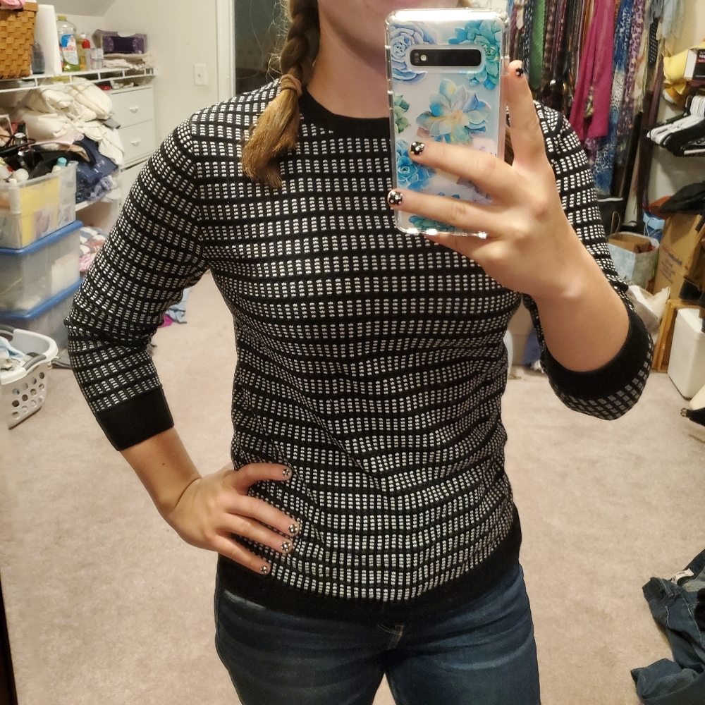 💜 J.Crew Light B&W Sweater